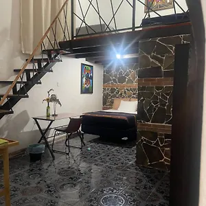 2* Hotel Casa Alejandro De Caballeros